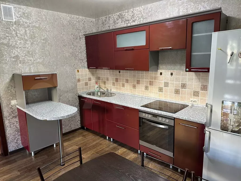 2-к. квартира, 45 м, 5/17 эт. - Фото 1