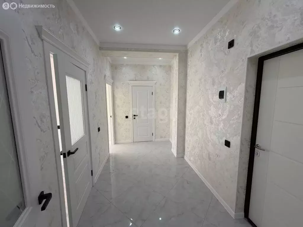 2-комнатная квартира: Магас, улица Бота Гагиева, 6 (60 м) - Фото 2