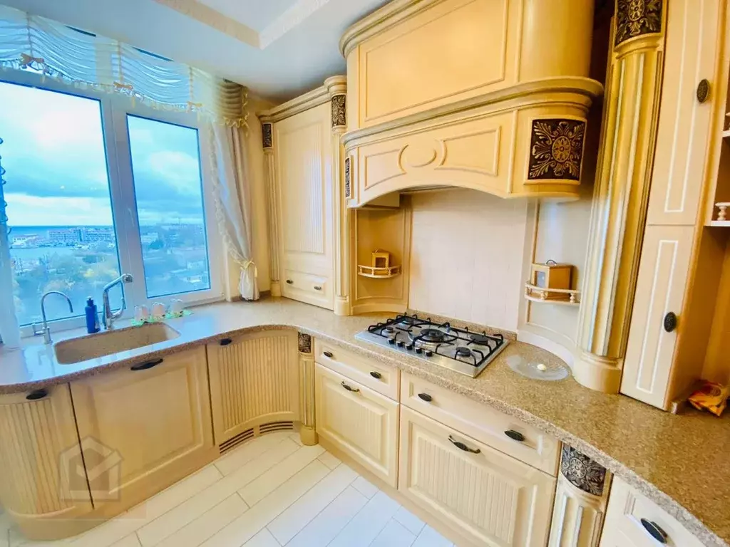 3-к кв. Севастополь ул. Героев Бреста, 116 (120.0 м) - Фото 0