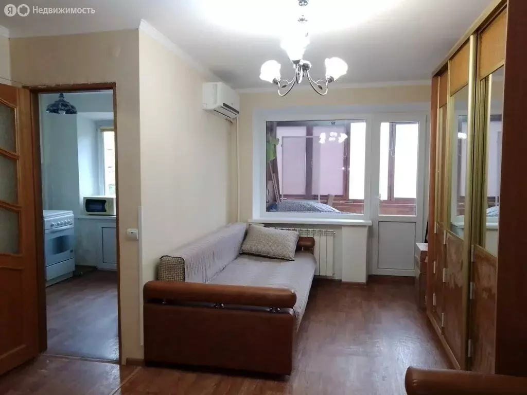 1-комнатная квартира: Волгоград, улица Кирова, 126 (31 м) - Фото 1