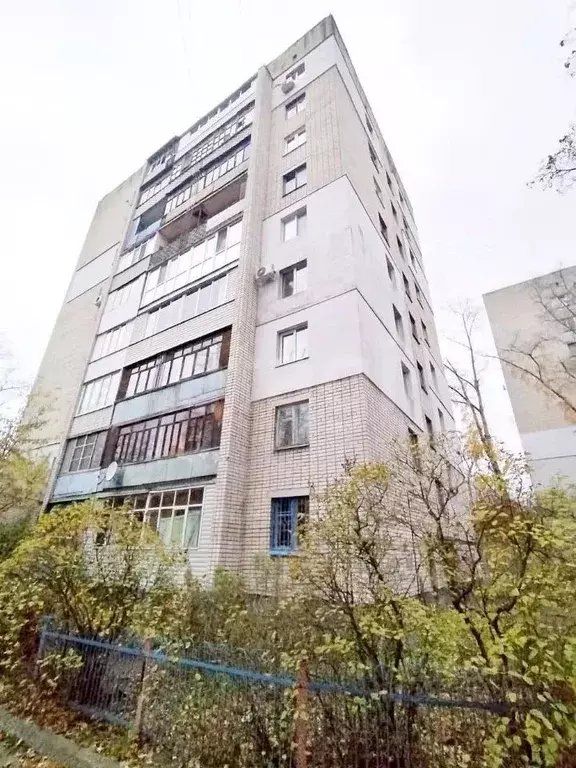 3-к кв. Брянская область, Брянск ул. Камозина, 42 (51.6 м) - Фото 0