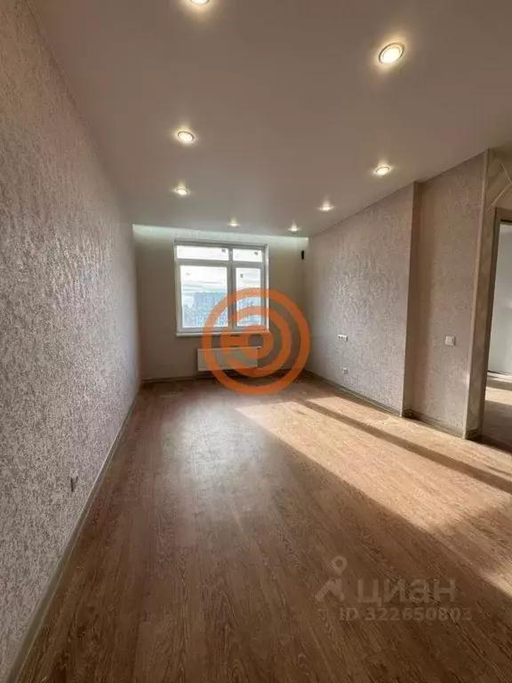 1-к кв. Тюменская область, Тюмень Харьковская ул., 76 (38.0 м) - Фото 1