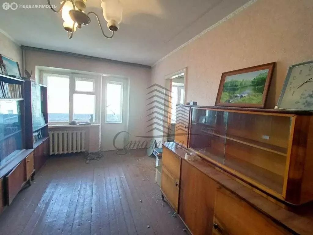 3-комнатная квартира: Старый Оскол, микрорайон Горняк, 4 (56 м) - Фото 0