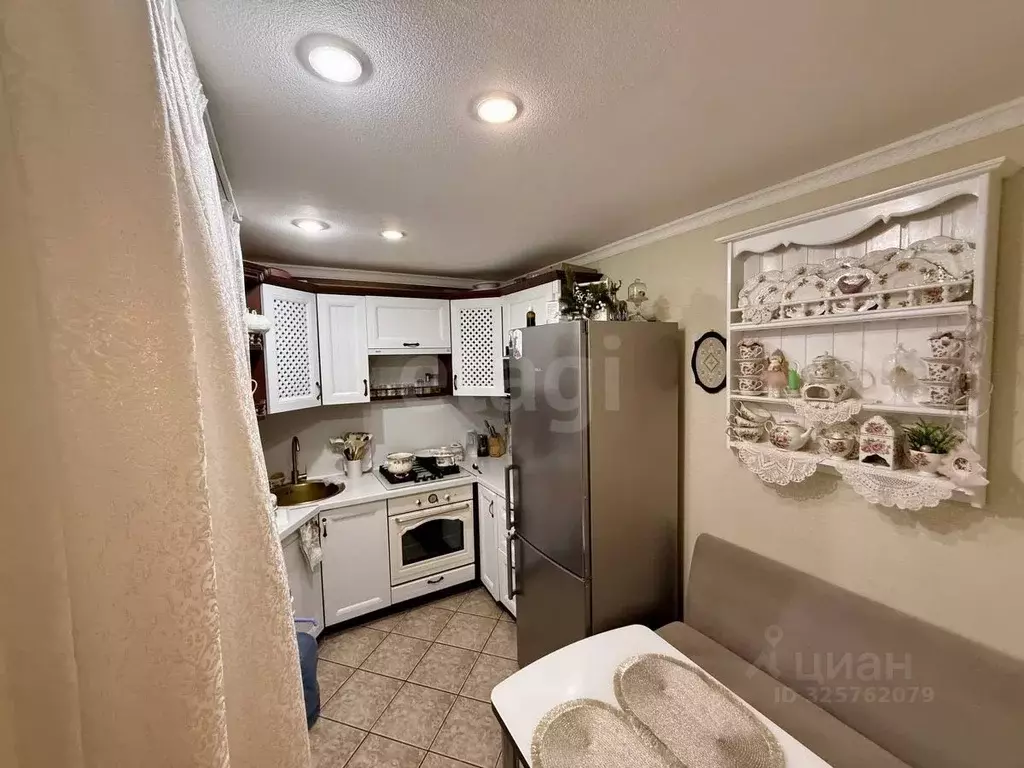 3-к кв. Коми, Ухта ул. 30 лет Октября, 22 (56.2 м) - Фото 1