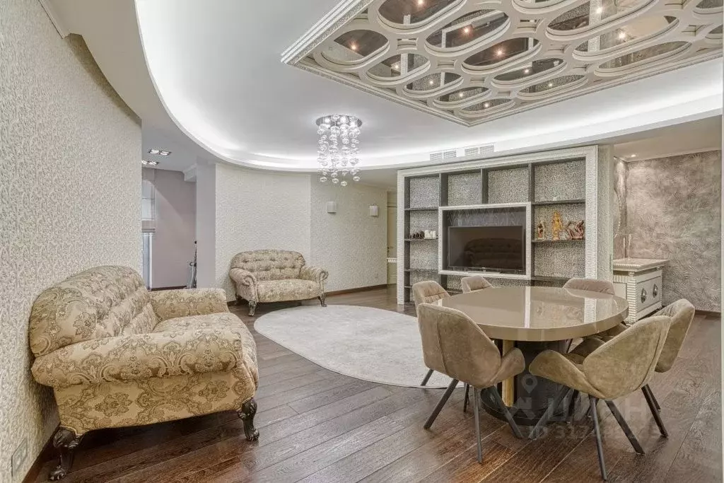 5-к кв. Москва Нежинская ул., 1к1 (230.0 м) - Фото 0
