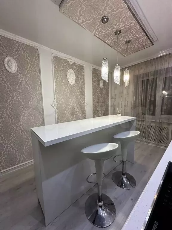 2-к. квартира, 54 м, 5/7 эт. - Фото 0