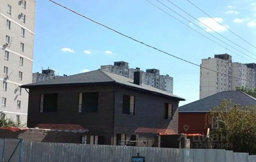 Дом в Волгоградская область, Волгоград Петровская ул. (200 м) - Фото 2