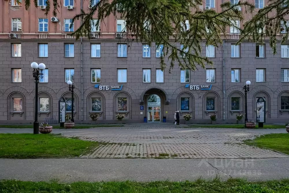 Торговая площадь в Омская область, Омск Тарская ул., 14 (357 м) - Фото 1