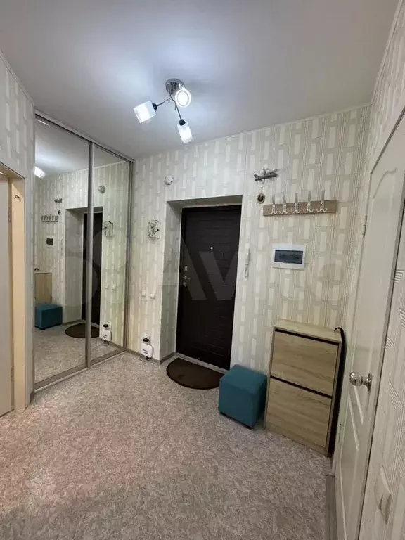 1-к. квартира, 40,7 м, 5/5 эт. - Фото 0