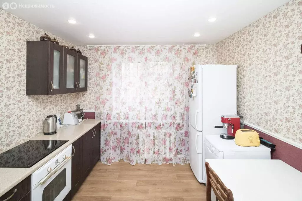 3-комнатная квартира: Тюмень, Ямская улица, 73к2 (65.1 м) - Фото 2