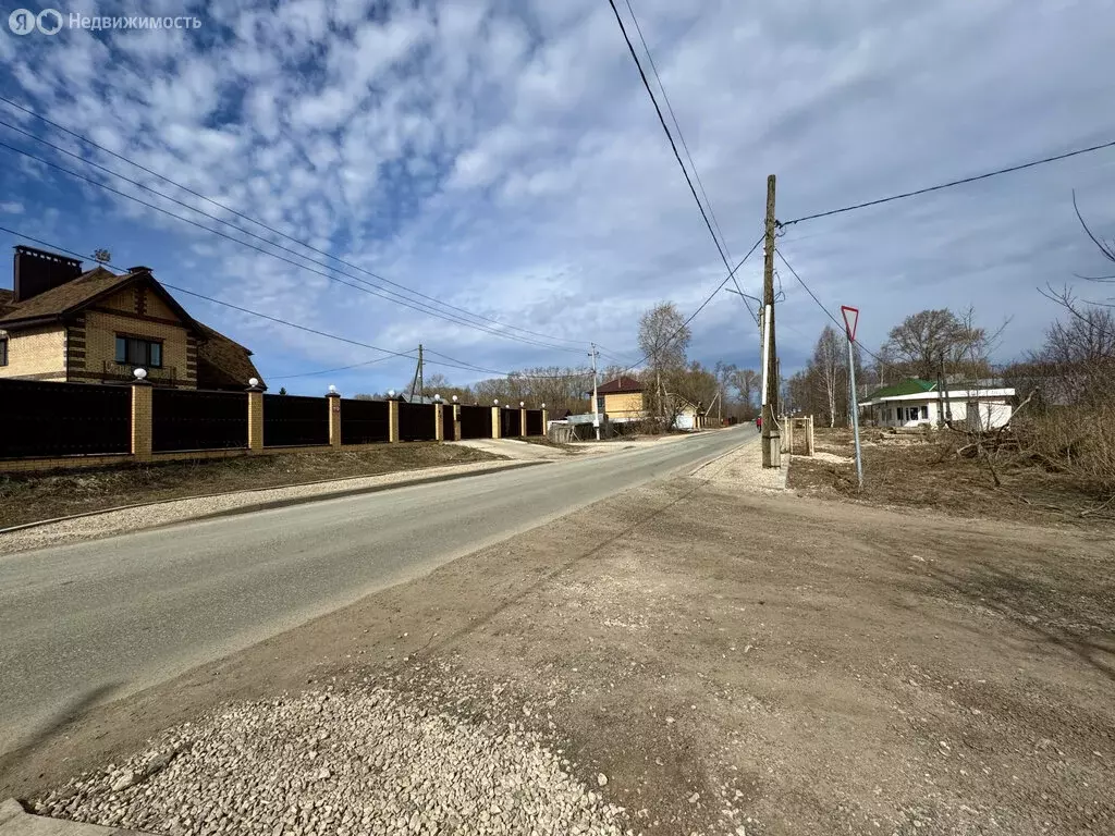 Дом в Киров, слобода Дымково, Первомайская улица (591.7 м) - Фото 1