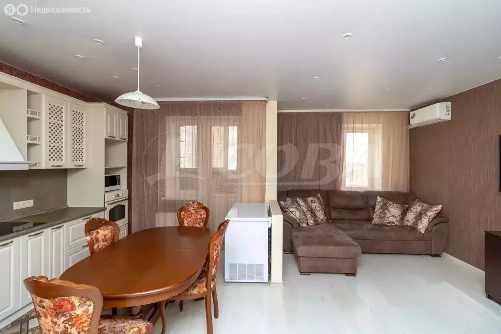 3-комнатная квартира: Тюмень, улица Мельникайте, 2к6 (88.4 м) - Фото 1