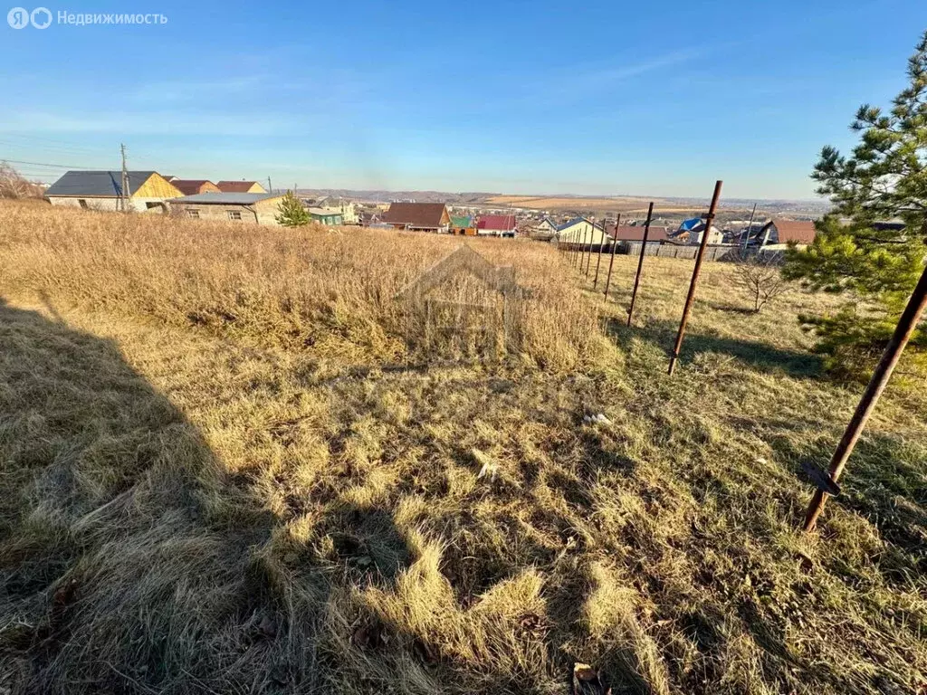 Участок в Емельяново, улица 8 Марта (10 м) - Фото 1