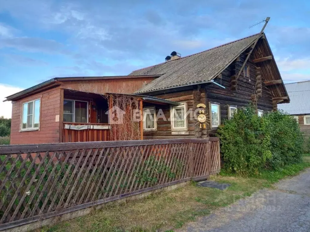 Дом в Карелия, Медвежьегорский район, Шуньгское с/пос, д. Никонова ... - Фото 1