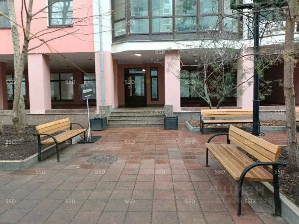 Торговая площадь в Москва Большой Сухаревский пер., 24 (123 м) - Фото 1