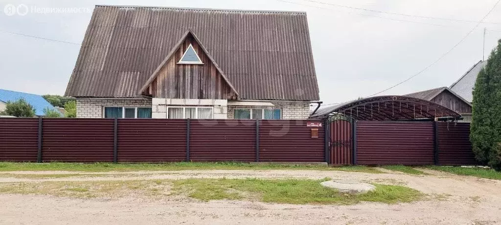 Дом в Карачев, улица Баграмяна (120 м) - Фото 0