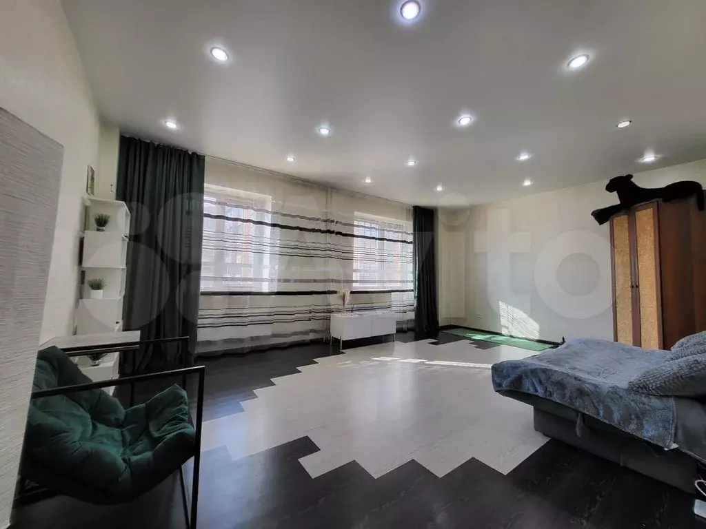 2-к. квартира, 65 м, 2/5 эт. - Фото 1