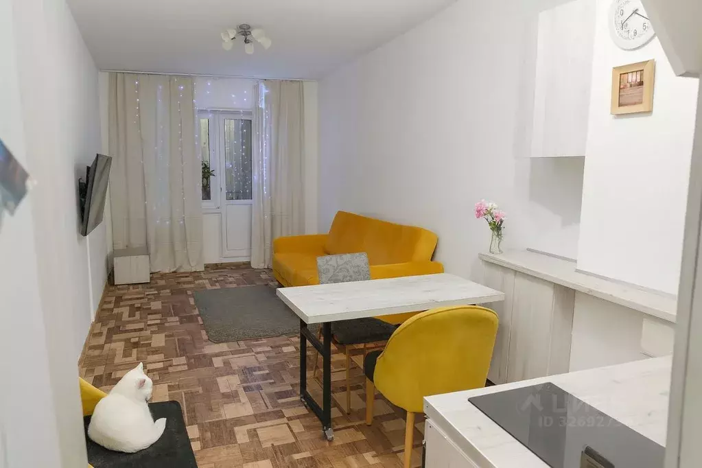 2-к кв. Красноярский край, Красноярск наб. Ярыгинская, 11 (46.8 м) - Фото 1