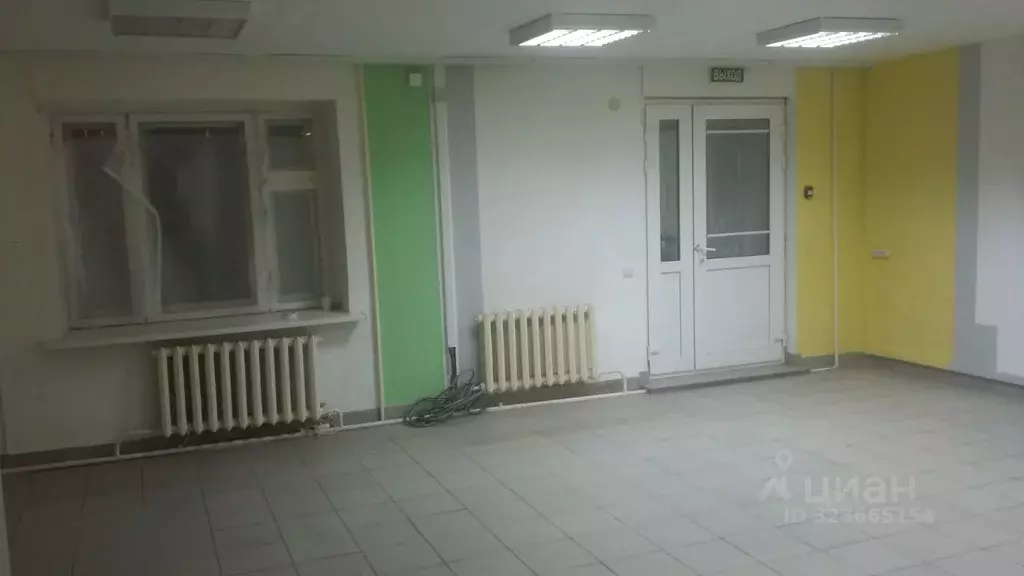 Помещение свободного назначения в Калужская область, Калуга ул. ... - Фото 1