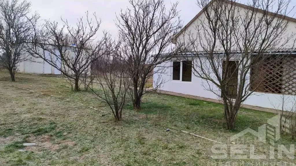 Дом в Крым, Евпатория городской округ, Новоозерное пгт  (60 м) - Фото 0