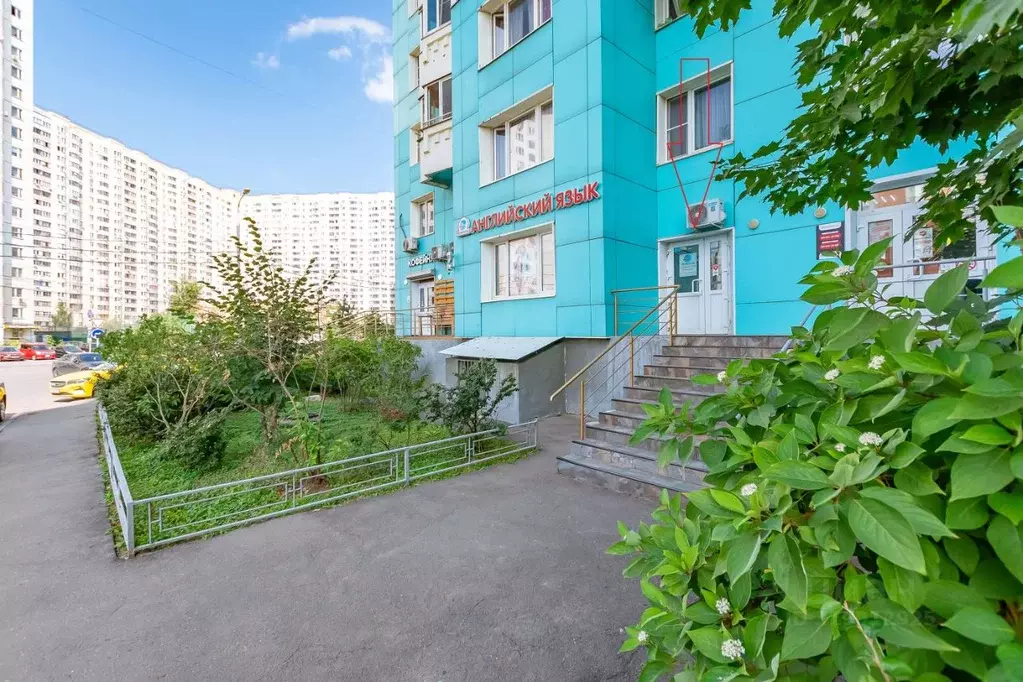 Помещение свободного назначения в Московская область, Красногорск бул. ... - Фото 0