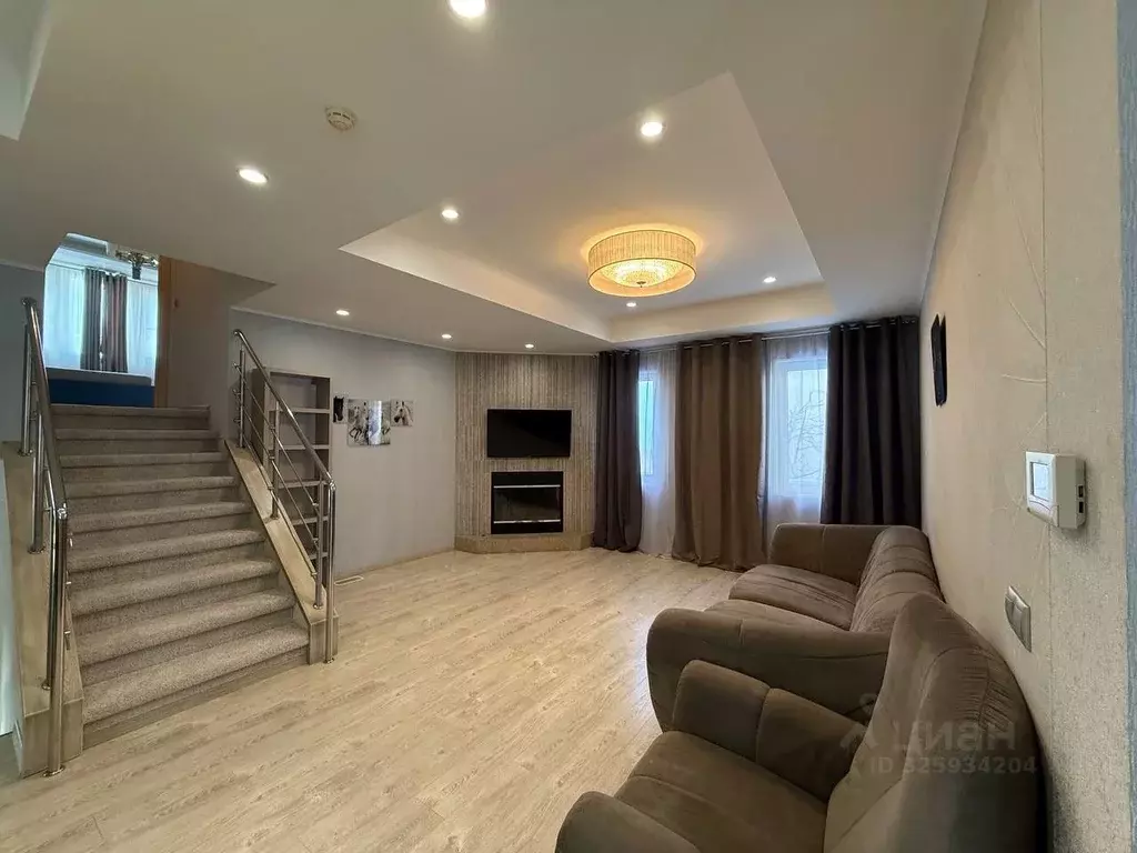 Коттедж в Московская область, Мытищи городской округ, пос. Вешки, ... - Фото 1