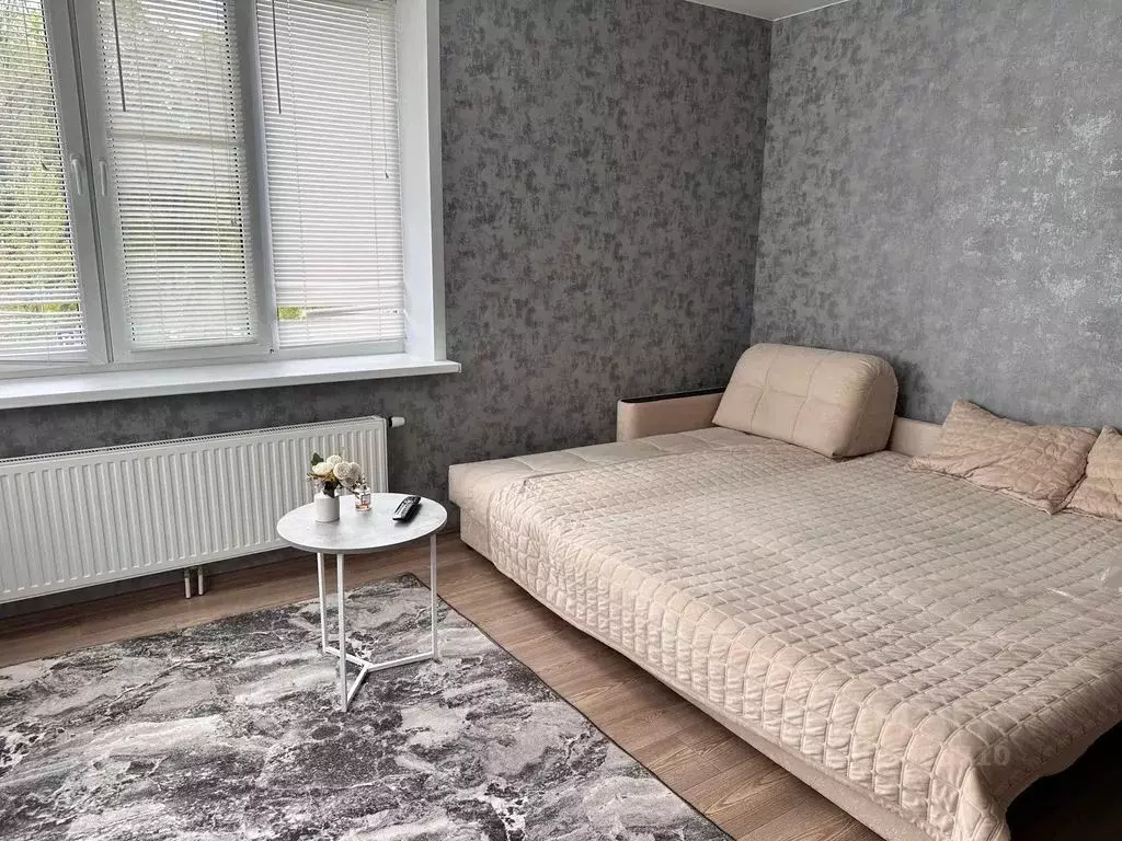 1-к кв. Татарстан, Казань ул. Рауиса Гареева, 102к1 (43.0 м) - Фото 0