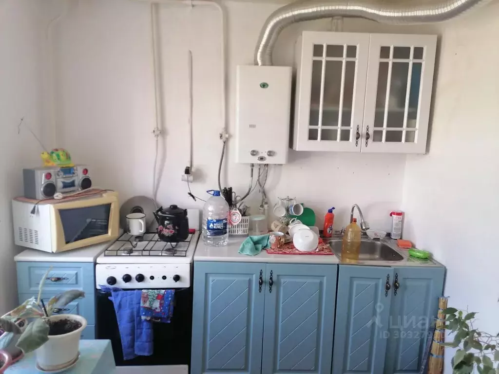 1-к кв. Оренбургская область, пос. Саракташ ул. Комсомольская, 170 ... - Фото 2