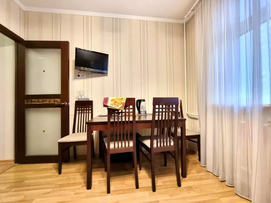 2-к кв. Московская область, Химки Молодежная ул., 70 (58.0 м) - Фото 2