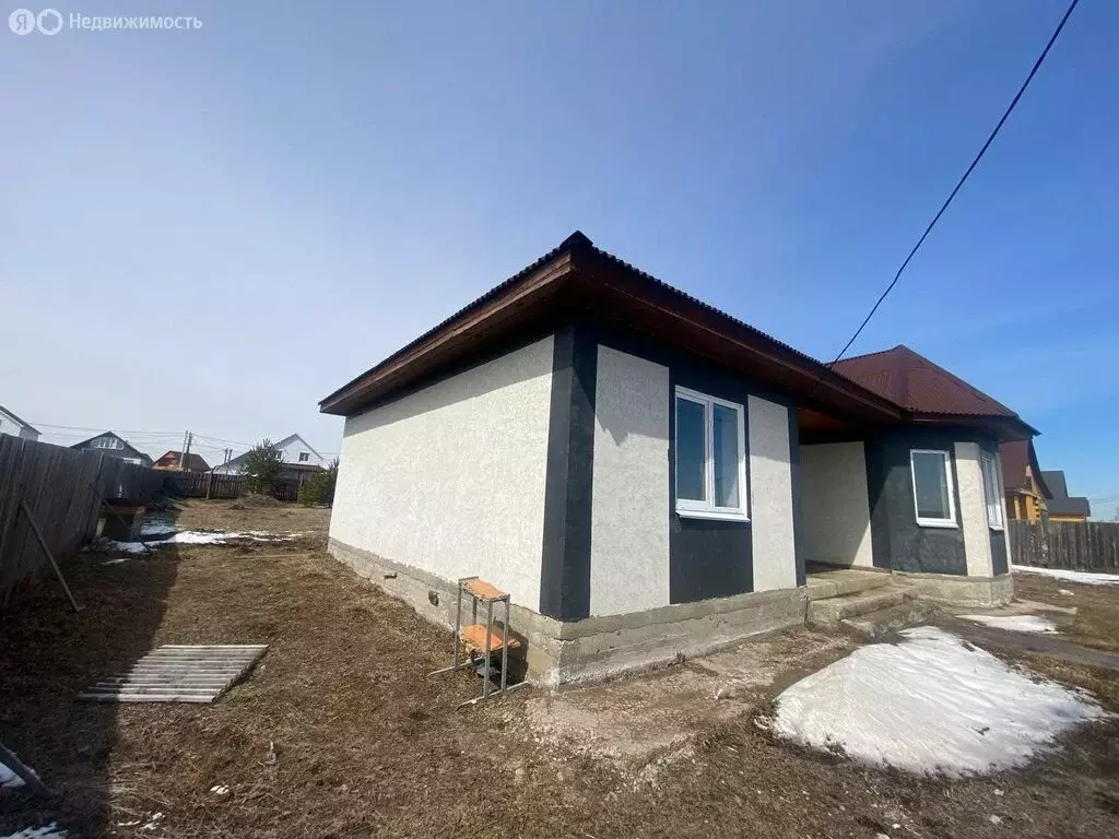 Дом в село Хомутово, Финская улица (180 м) - Фото 2