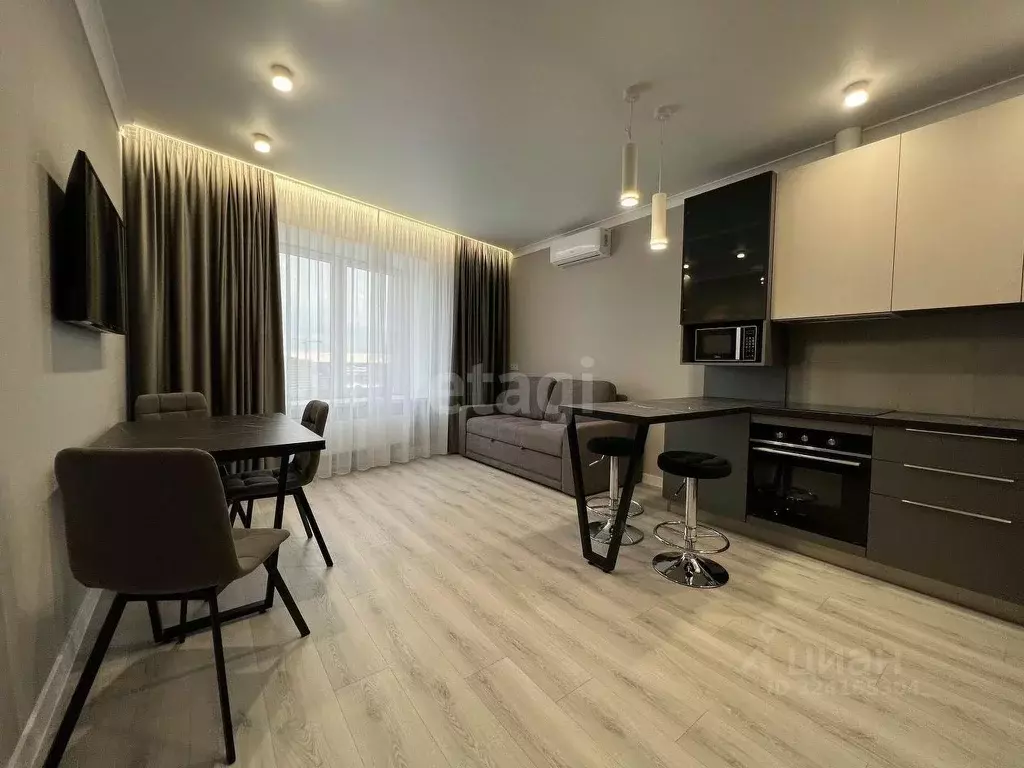 1-к кв. Тюменская область, Тюмень ул. Мельникайте, 150 (44.0 м) - Фото 1