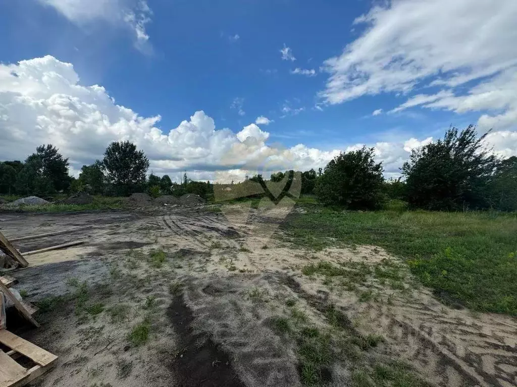 Дом в Белгородская область, Старооскольский городской округ, с. ... - Фото 1