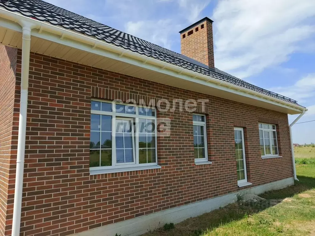 Дом в Липецкая область, Добровский муниципальный округ, с. Кореневщино ... - Фото 2