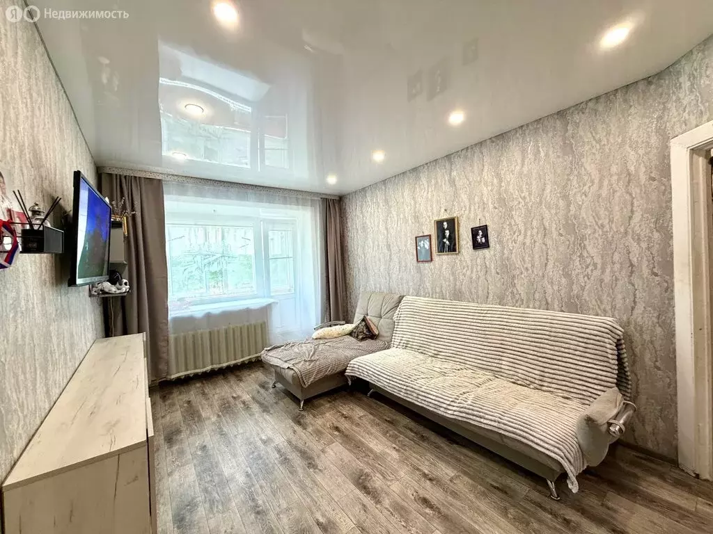 3-комнатная квартира: Нерюнгри, улица Карла Маркса, 25 (62.7 м) - Фото 1