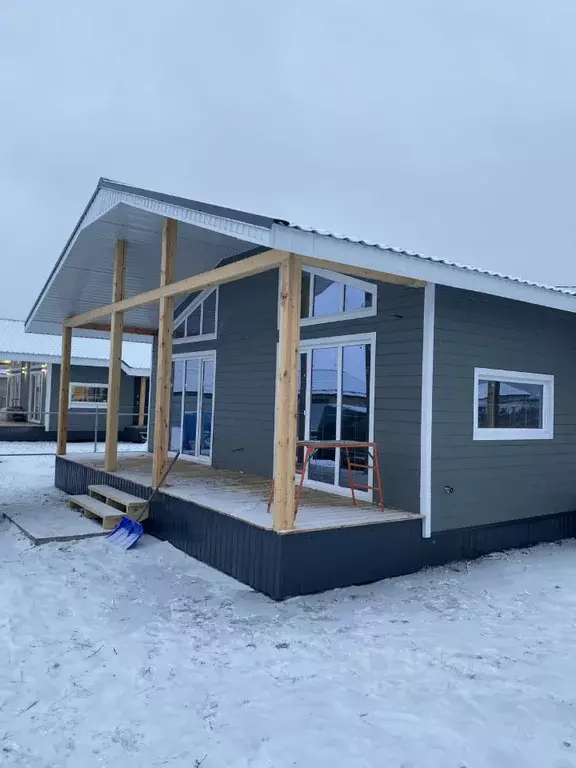 Коттедж в Самарская область, Ставропольский район, с. Ягодное ул. ... - Фото 1