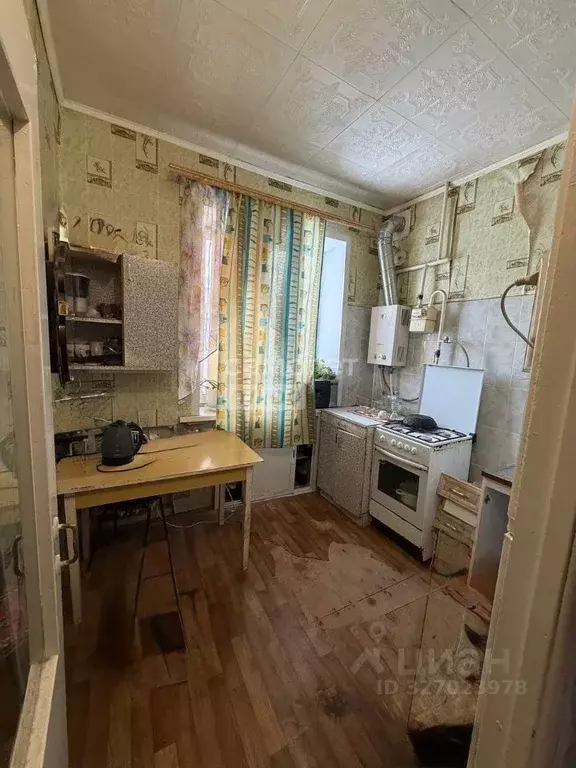 2-к кв. Калужская область, Дзержинский муниципальный округ, пос. ... - Фото 1