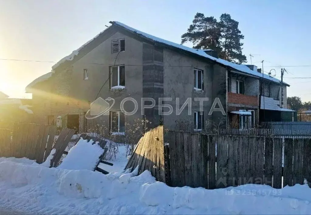3-к кв. Тюменская область, Нижнетавдинский муниципальный округ, с. ... - Фото 1
