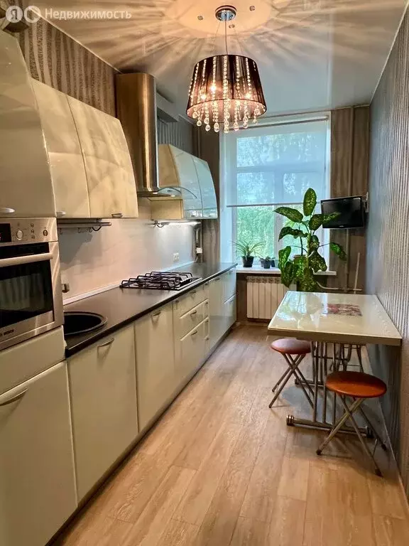 3-комнатная квартира: Северодвинск, проспект Ленина, 13 (70.1 м) - Фото 0