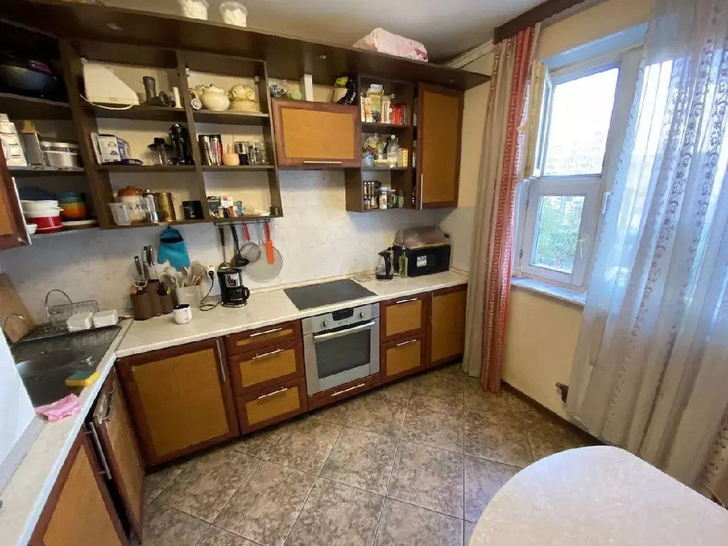 Продается 4-комнатная квартира - Фото 2