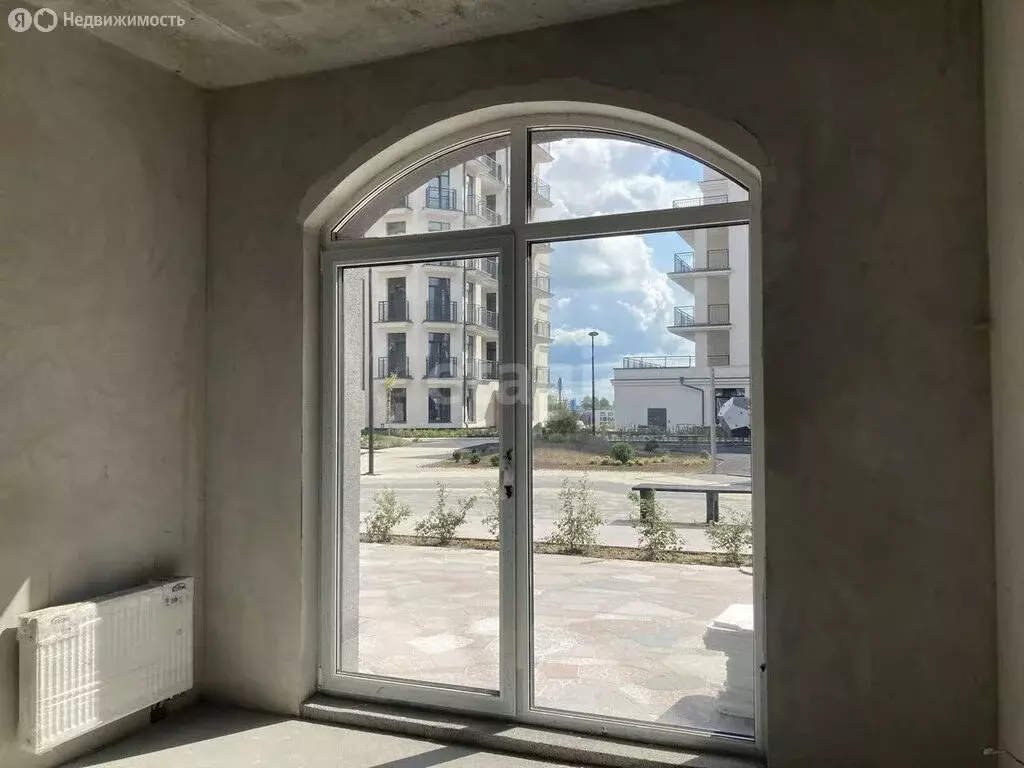 2-комнатная квартира: Калининград, улица Молодой Гвардии, 34 (89 м) - Фото 1