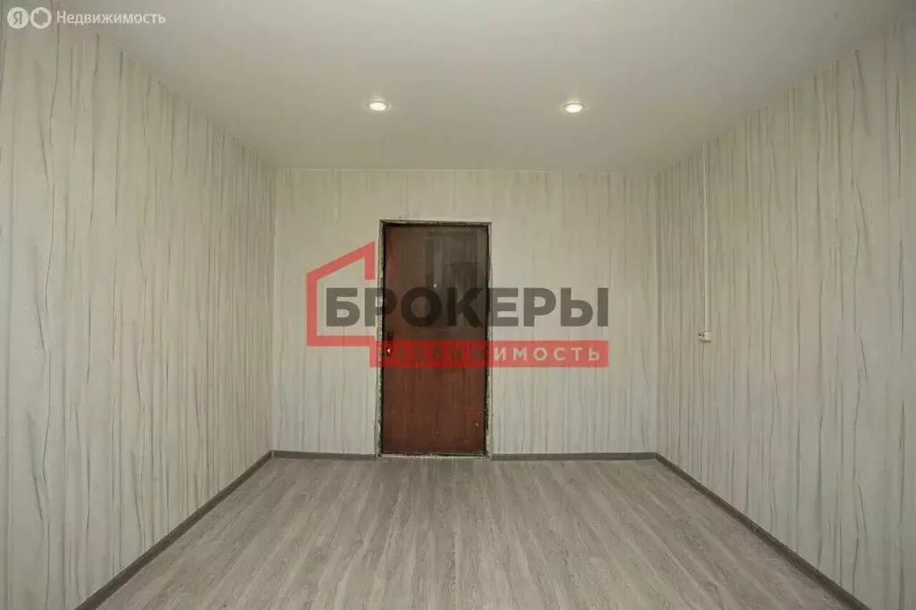 1к в 6-комнатной квартире (13 м) - Фото 1