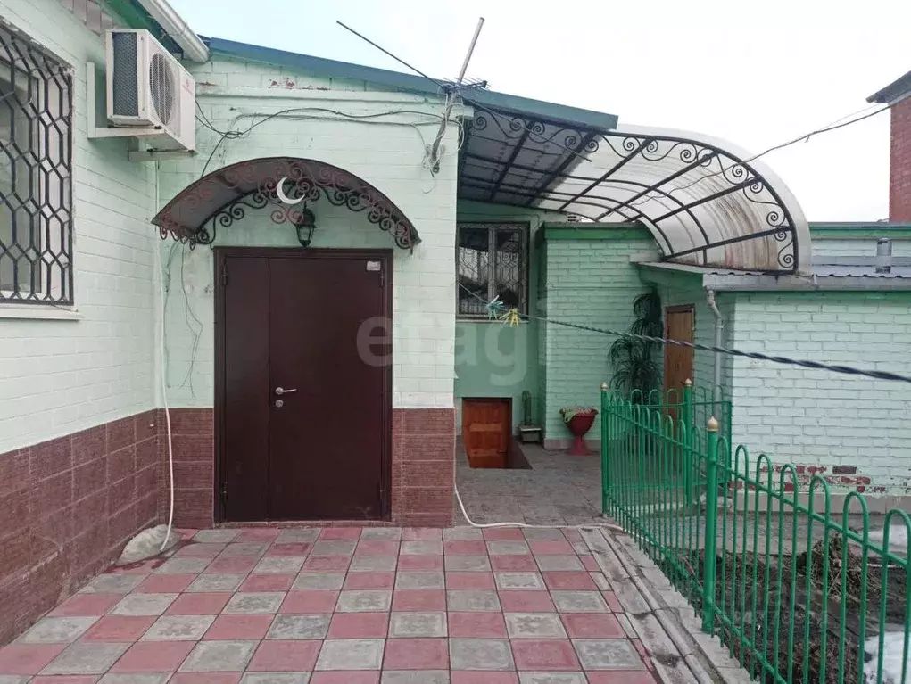 Дом в Саратовская область, Саратов ул. Имени И.В. Мичурина, 244 (106 ... - Фото 0