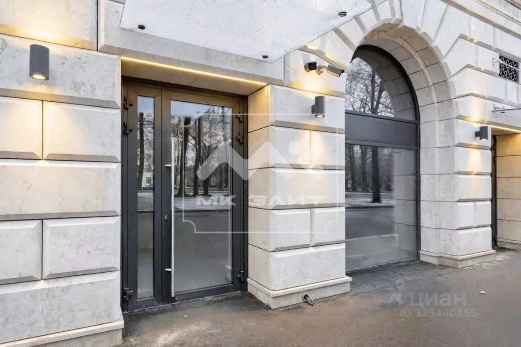 Помещение свободного назначения в Санкт-Петербург просп. Большой ... - Фото 1