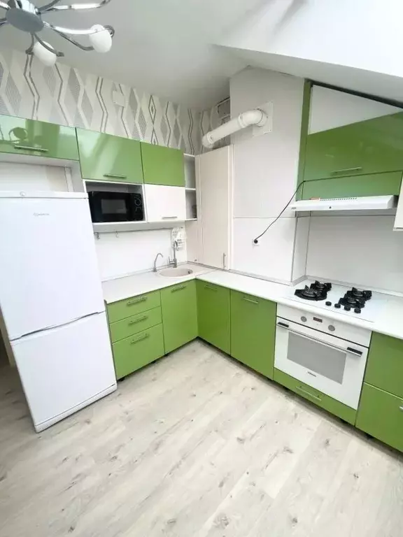 2-к кв. Новгородская область, Великий Новгород Славянская ул., 18 ... - Фото 1