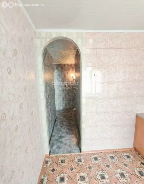 2-комнатная квартира: Феодосия, улица Анюнаса, 2 (46 м) - Фото 1