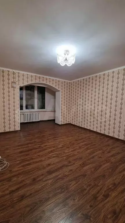 2-к. квартира, 55 м, 1/6 эт. - Фото 0