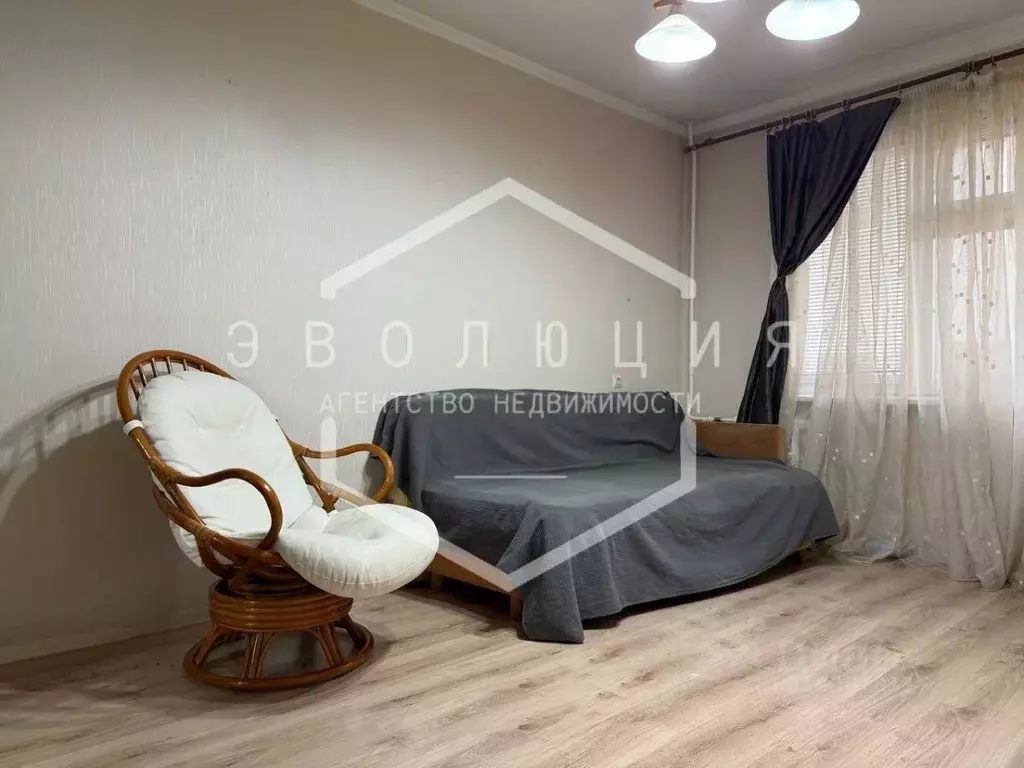 4-к кв. Калининградская область, Калининград Южный бул., 33 (89.1 м) - Фото 0
