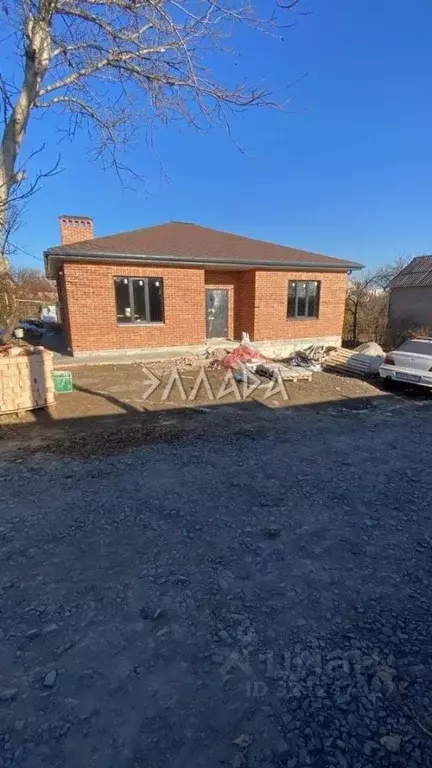 Дом в Ростовская область, Ростов-на-Дону 3-й Поклонный пер. (108 м) - Фото 1