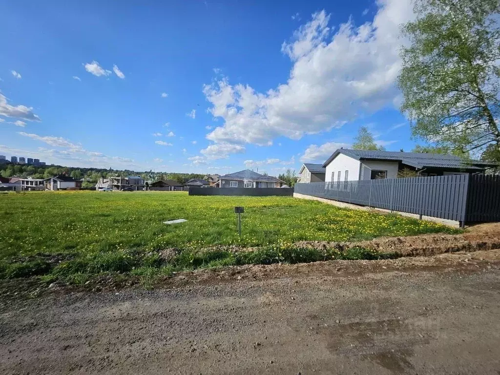 Участок в Московская область, Химки Планерная мкр, 5 (9.0 сот.) - Фото 1