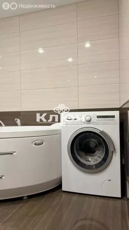 3-комнатная квартира: Стерлитамак, улица 7 Ноября, 101 (89.9 м) - Фото 2